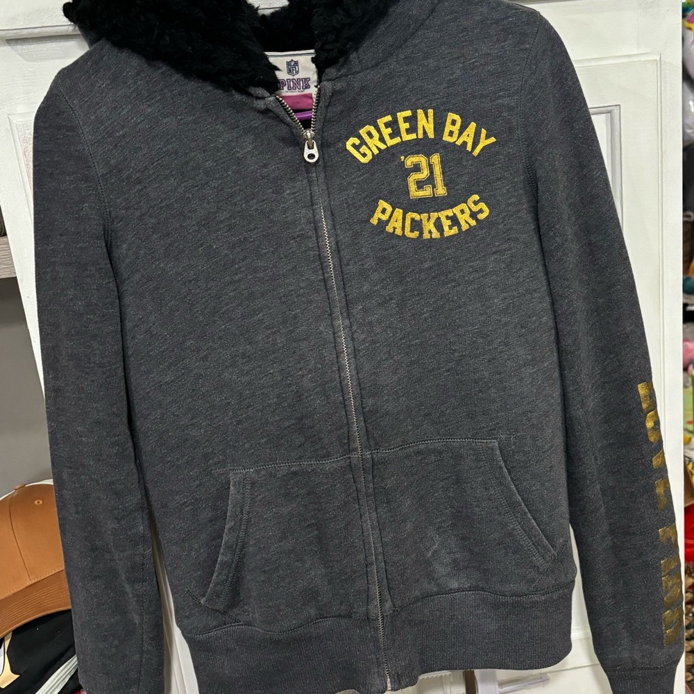 PINK Victoria’s Secret Green Bay packers faux fur lined bling hoodie - Picture 14 of 15
